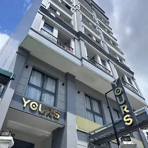 Apartment Yours Tower - Airport, Ho Chi Minh City