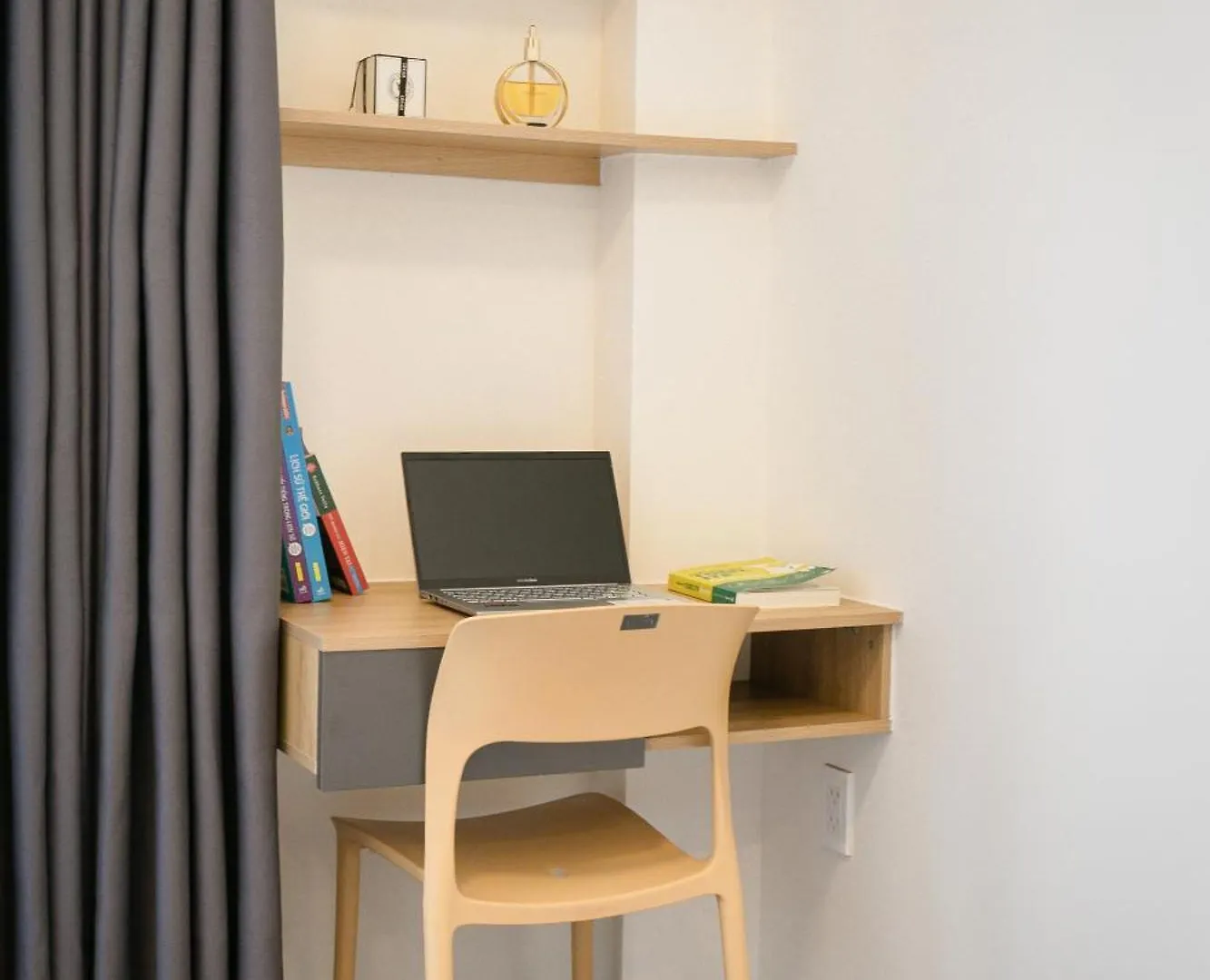 Le House - 1A Btw Airport And D1 Center, Fast Wifi And Check-In 24-7 Apartment Ho Chi Minh City